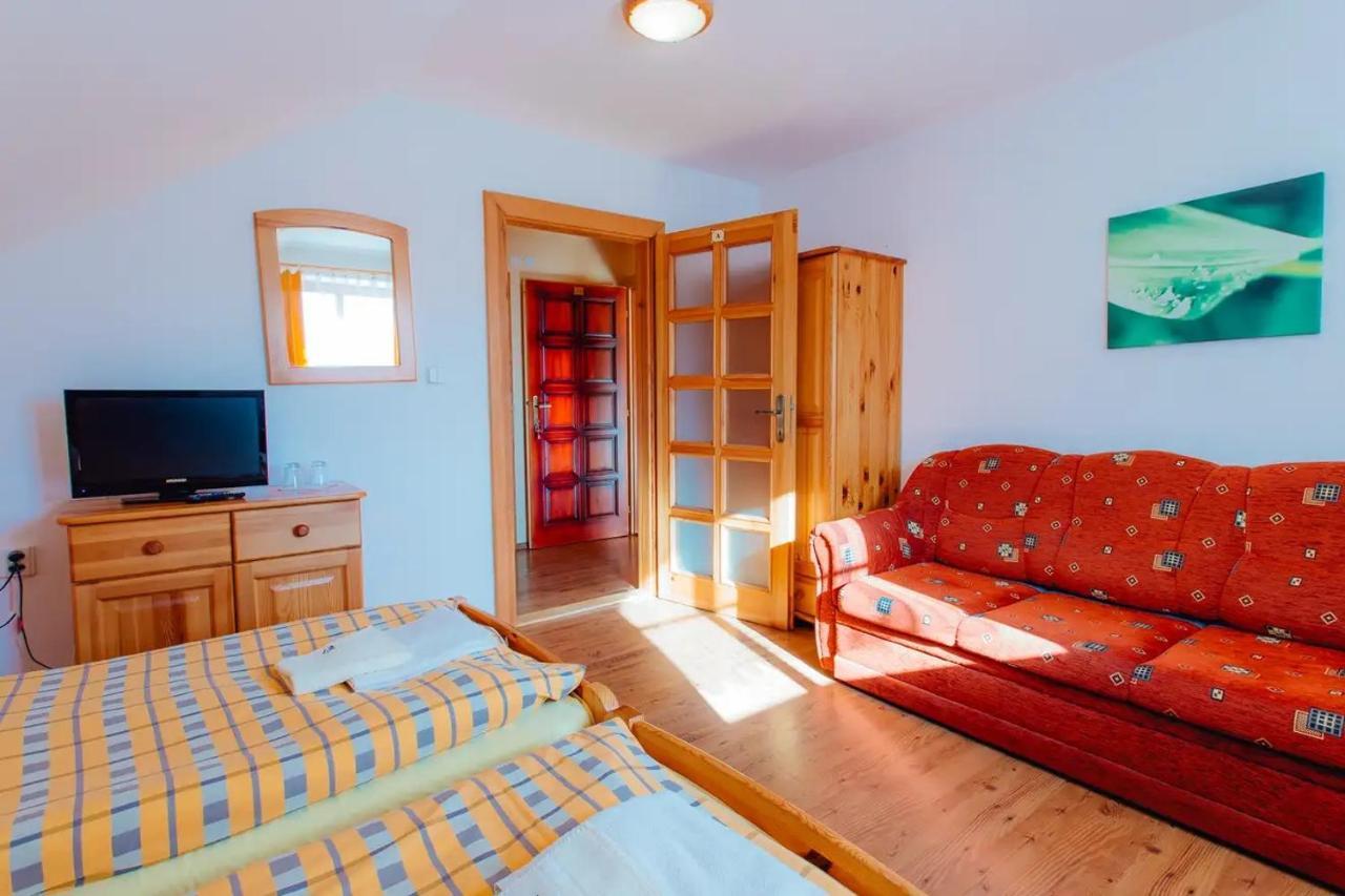 Penzion Una Liptovský Mikuláš Extérieur photo